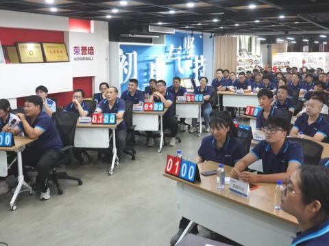 人人讲清静，，，，，，个个会应急--流通生命通道|龙8头号玩家电气举行清静月运动